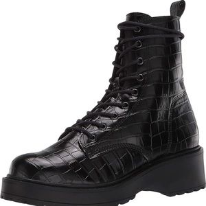 Steve Madden tornado combat boots